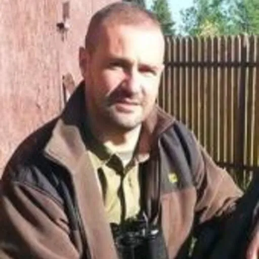 Marius Neag, Chasseur professionnel