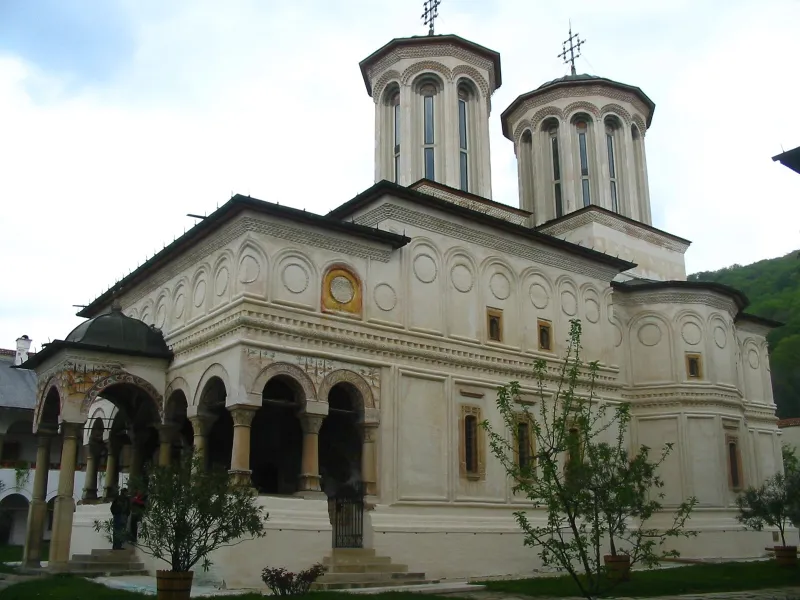 A horezui kolostor temploma